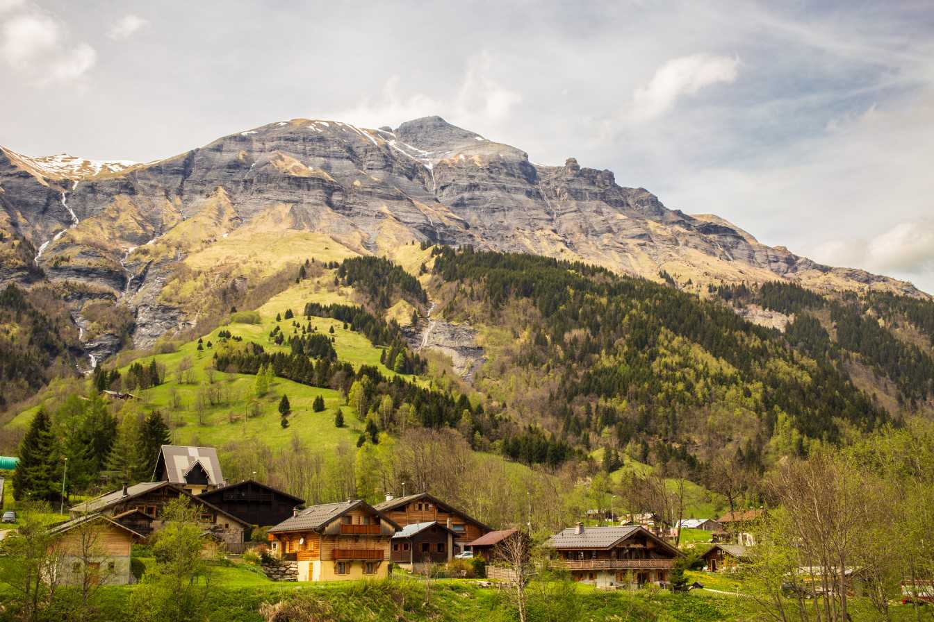 chalet-luxe-alpes-le-collectionist-guide-complet-pour-un-sejour-d-exception-2